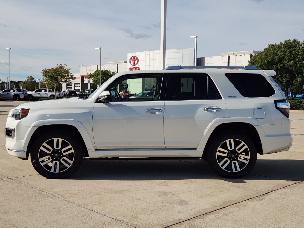 Certified 2022 Toyota 4Runner Limited AWD/4WD image 8