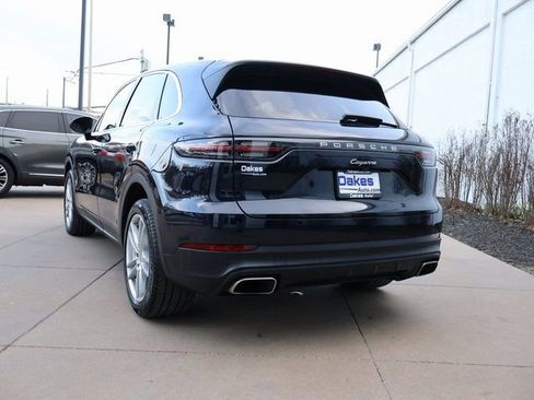 Used 2020 Porsche Cayenne image 6