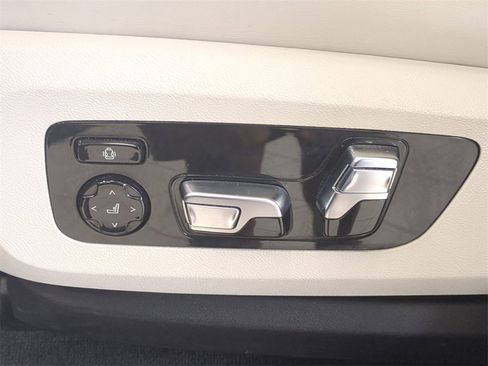 Used 2023 BMW X6 M w/ Executive Package image 21