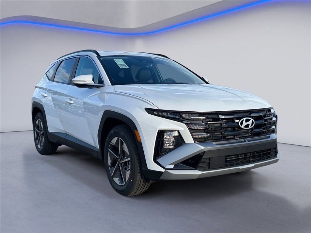 Used 2026 Hyundai Tucson SEL FWD image 2