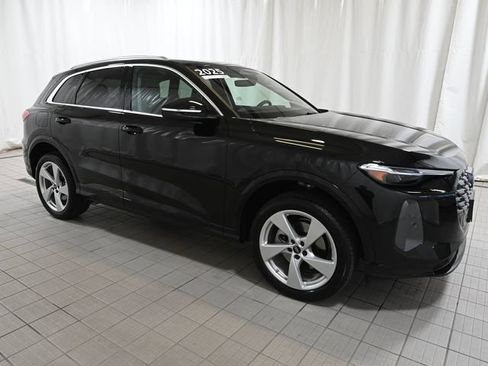 Used 2025 Audi Q5 Premium Plus AWD/4WD image 14