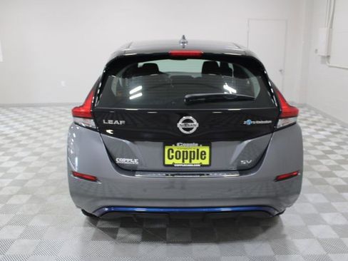 Used 2020 Nissan Leaf SV w/ SV Technology Package image 6