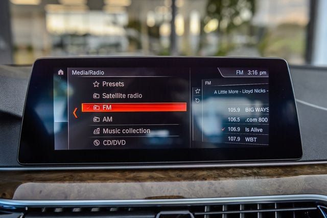 Used 2019 BMW 540i w/ M Sport Package RWD image 21