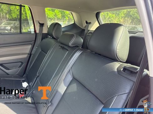 Used 2023 Volkswagen Atlas SE image 9