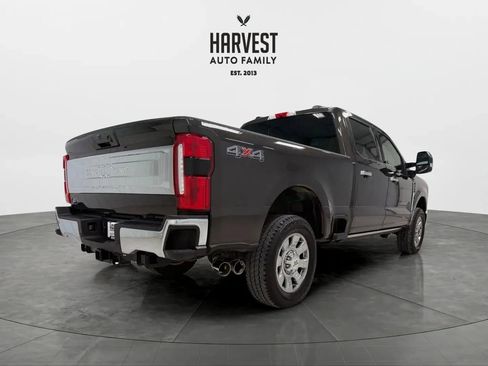 Used 2025 Ford F250 King Ranch w/ Chrome Package image 4