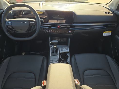 New 2026 Kia Sportage SX FWD image 15