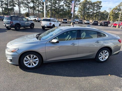 Used 2024 Chevrolet Malibu LT FWD image 5