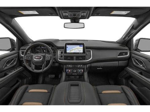 Used 2024 GMC Yukon AT4 w/ Technology Package AWD/4WD image 5