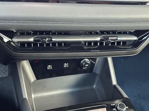 New 2025 Audi A6 e-tron Premium image 21