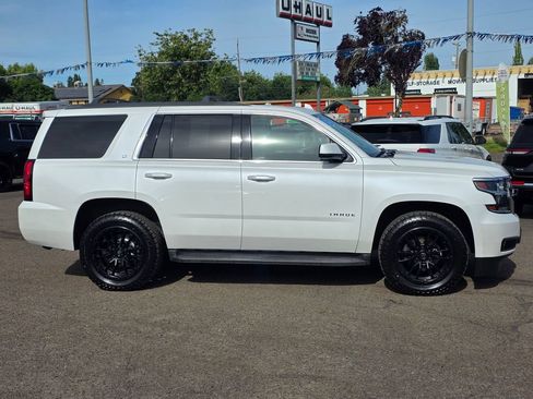 Used 2016 Chevrolet Tahoe LT AWD/4WD image 8