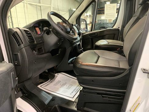 Used 2023 RAM ProMaster 2500 image 8