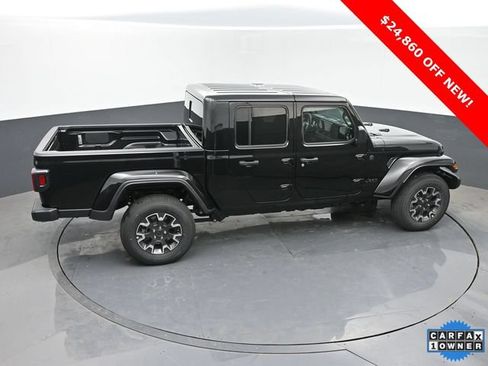 Used 2025 Jeep Gladiator Sport w/ Premium Package AWD/4WD image 39