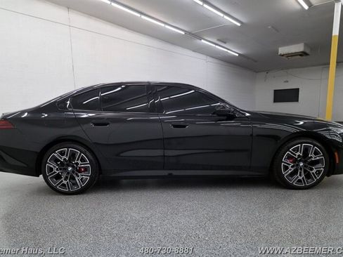 Used 2026 BMW 530i w/ M Sport Package RWD image 11