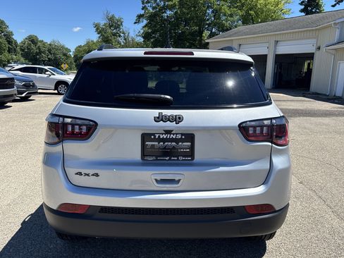 New 2026 Jeep Compass Latitude AWD/4WD image 6