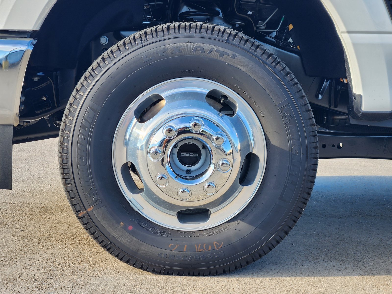 New 2027 Ford F350 Lariat AWD/4WD image 11