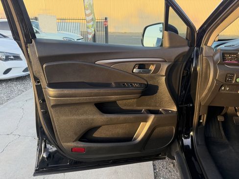 Used 2019 Honda Ridgeline Sport image 17