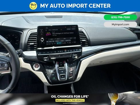 Used 2025 Honda Odyssey Elite image 21
