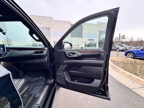 Used 2021 Chevrolet Tahoe High Country w/ Premium Package AWD/4WD image 48