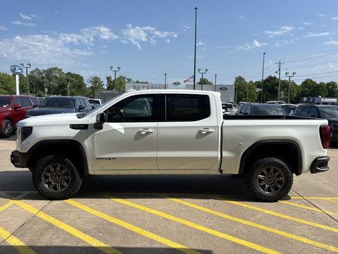 New 2026 GMC Sierra 1500 AT4X AWD/4WD image 8