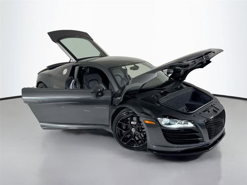 Used 2011 Audi R8 V10 image 37