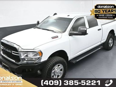 Used 2024 RAM 2500 Tradesman w/ Chrome Appearance Group AWD/4WD image 18
