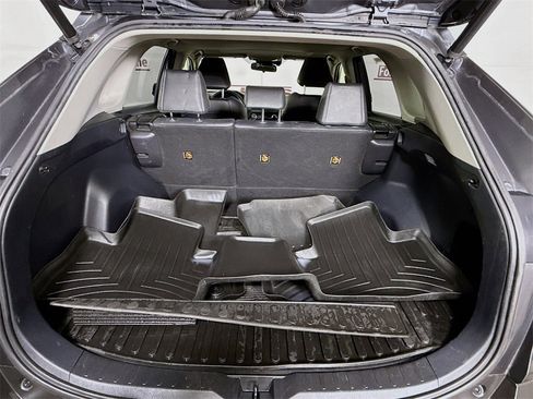 Certified 2019 Toyota RAV4 XLE Premium image 29