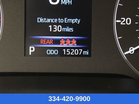 Used 2025 Toyota Corolla LE w/ Convenience Package image 10