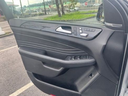 Used 2019 Mercedes-Benz GLE 43 AMG GLE 43 AMG image 12