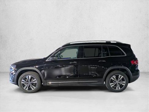 New 2025 Mercedes-Benz GLB 250 4MATIC image 5