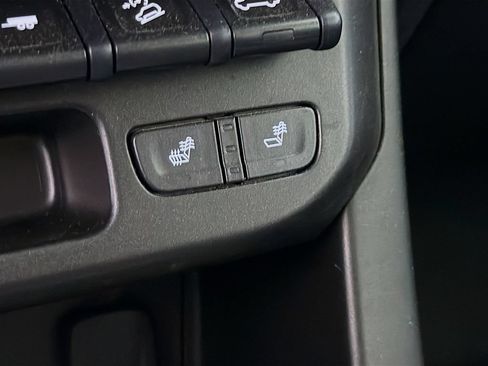 Used 2022 Chevrolet Colorado ZR2 AWD/4WD image 24