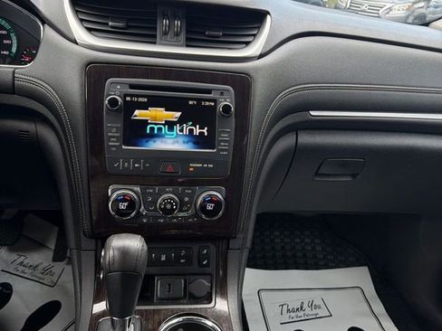 Used 2016 Chevrolet Traverse LT AWD/4WD image 17