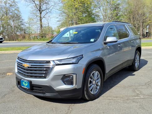 Certified 2023 Chevrolet Traverse LT w/ LPO, Floor Liner Package image 3