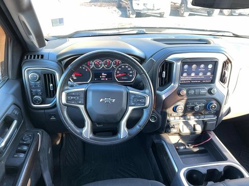 Used 2020 Chevrolet Silverado 1500 RST image 16