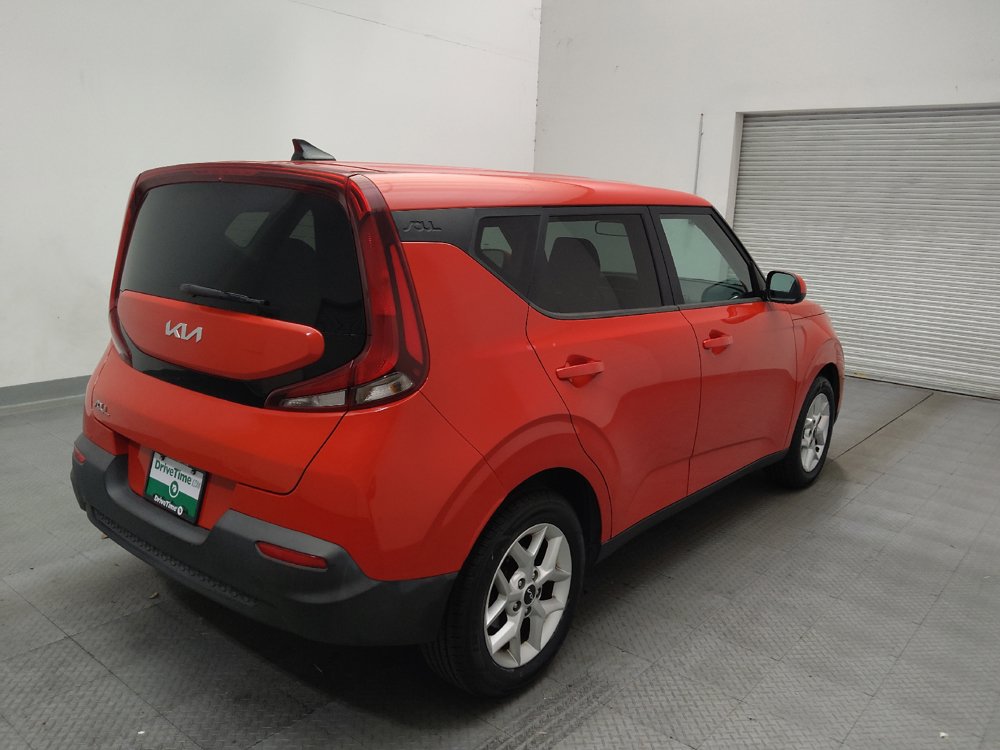 Used 2022 Kia Soul LX w/ Technology Package FWD image 9