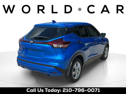 Certified 2025 Nissan Kicks Play S FWD image 3