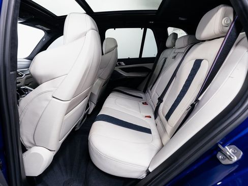 Used 2023 BMW X5 M image 24