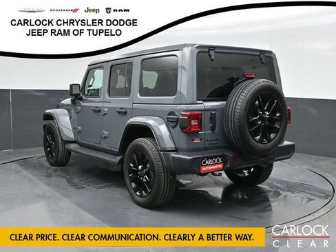 Used 2025 Jeep Wrangler Unlimited Sahara AWD/4WD image 10