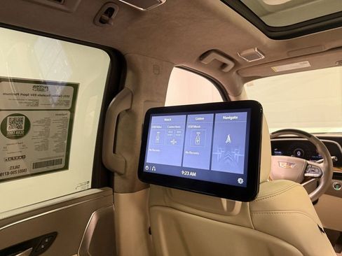 Used 2021 Cadillac Escalade ESV Sport Platinum image 72