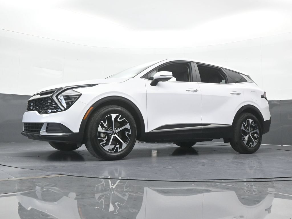 Used 2025 Kia Sportage EX FWD image 58