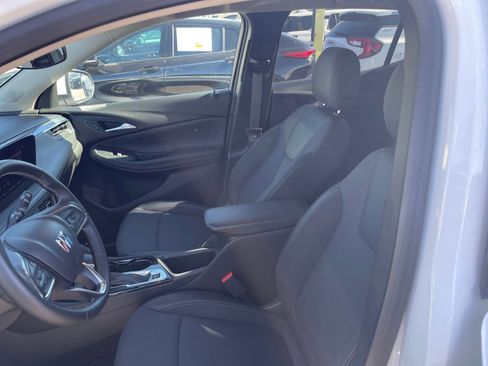 Used 2025 Buick Encore GX Preferred image 35