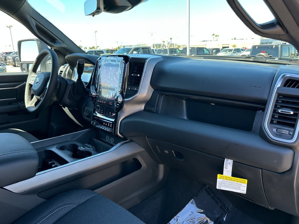 New 2026 RAM 2500 Big Horn AWD/4WD image 14