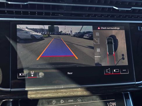 Used 2024 Audi Q7 3.0T Premium Plus image 32