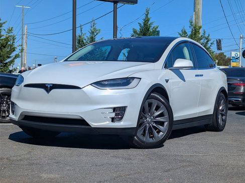 Used 2017 Tesla Model X 100D image 2