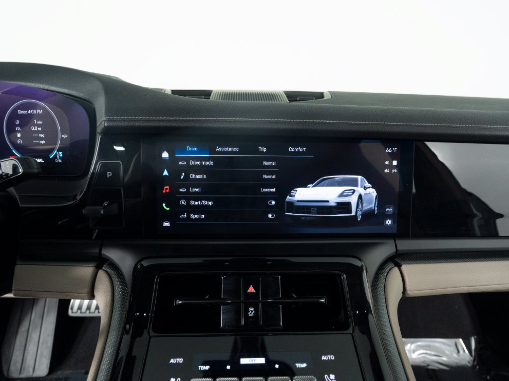 Certified 2026 Porsche Panamera 4 AWD/4WD image 25