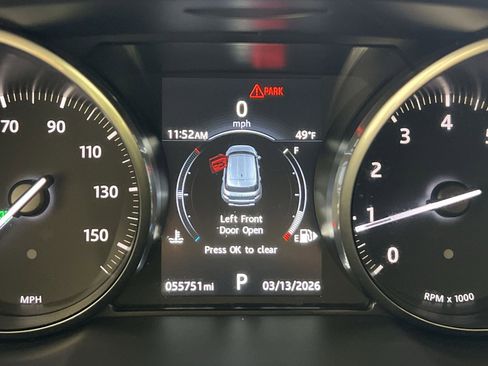 Used 2017 Land Rover Range Rover Evoque SE image 17