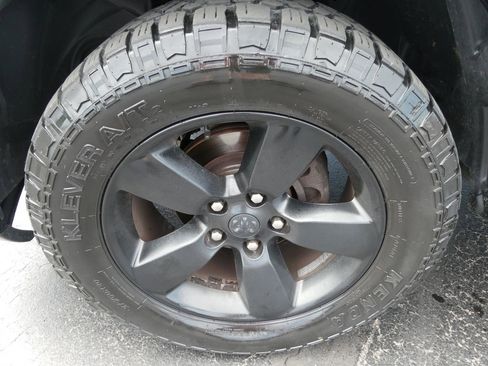 Used 2017 RAM 1500 Sport w/ Quick Order Package 26Q Night AWD/4WD image 10