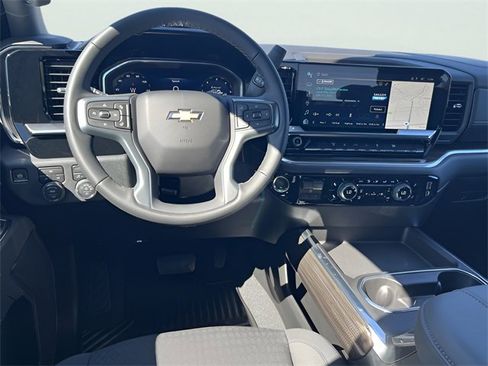 New 2026 Chevrolet Silverado 3500 LT image 16