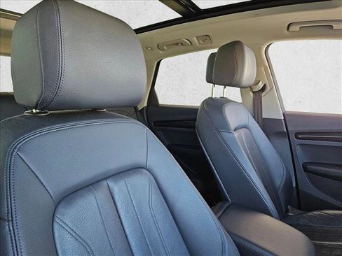 Used 2018 Audi Q5 2.0T Premium Plus w/ Premium Plus Package image 26