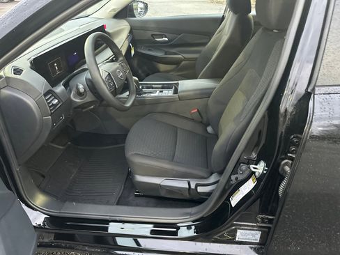 New 2026 Nissan Sentra S image 9