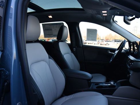 New 2026 Ford Escape Platinum w/ Premium Technology Package image 16